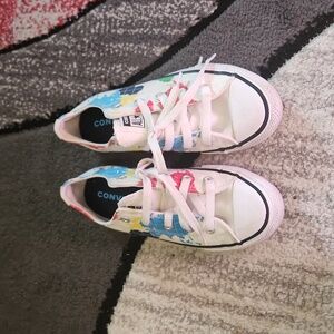 Multicolor converse kids size 13 slightly worn